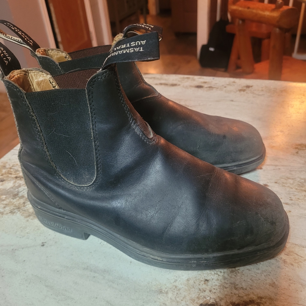 Blundstone Black Leather Ankle Boots